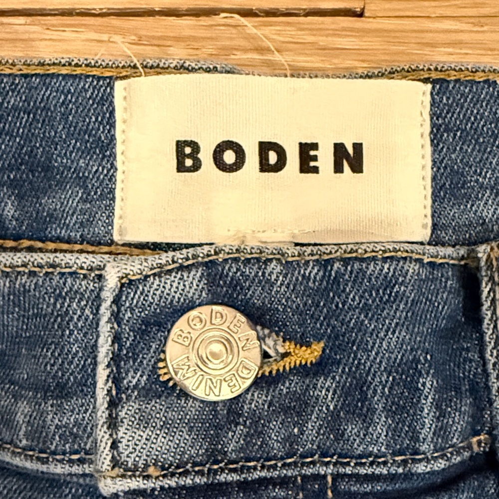 Boden High Rise Wide Leg Jeans Mid Vintage | size 28 - Picture 3 of 10